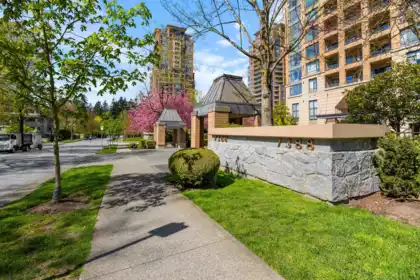 307 7388 Sandborne Avenue, Burnaby, BC, Burnaby — Apartment/Condo for sale