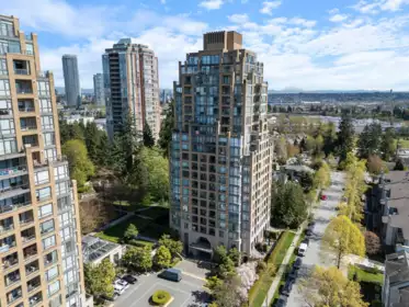 307 7388 Sandborne Avenue, Burnaby, BC, Burnaby — Apartment/Condo for sale