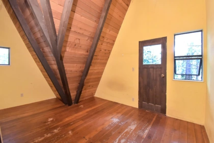 Basement Recreation Room Photo of 2845 132 Street, Surrey, BC