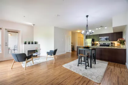 305 7655 Edmonds Street, Burnaby, BC, Burnaby — Apartment/Condo for sale