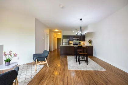 305 7655 Edmonds Street, Burnaby, BC, Burnaby — Apartment/Condo for sale