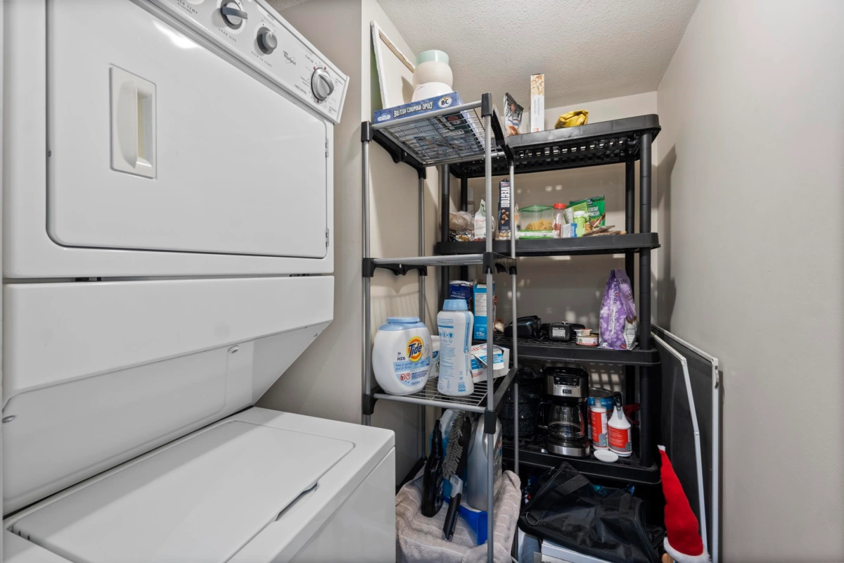 Family Room Photo of 108 9422 Victor Street, Chilliwack, BC