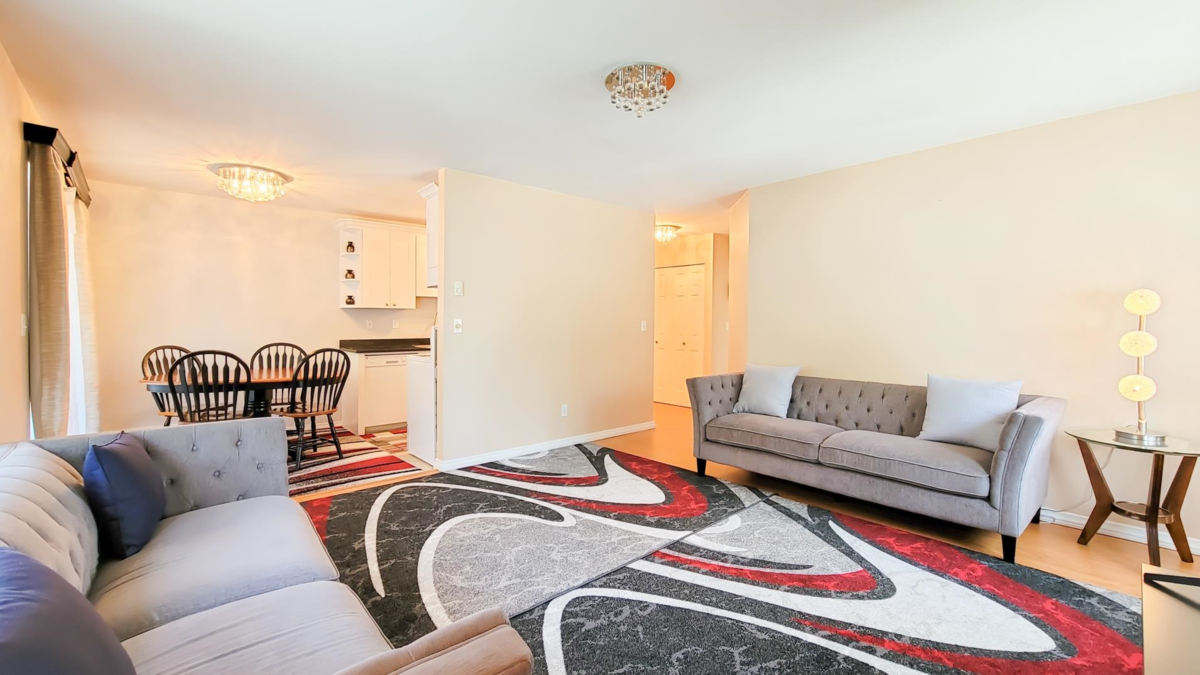 Kitchen Photo of 12 20799 119 Avenue, Maple Ridge, BC