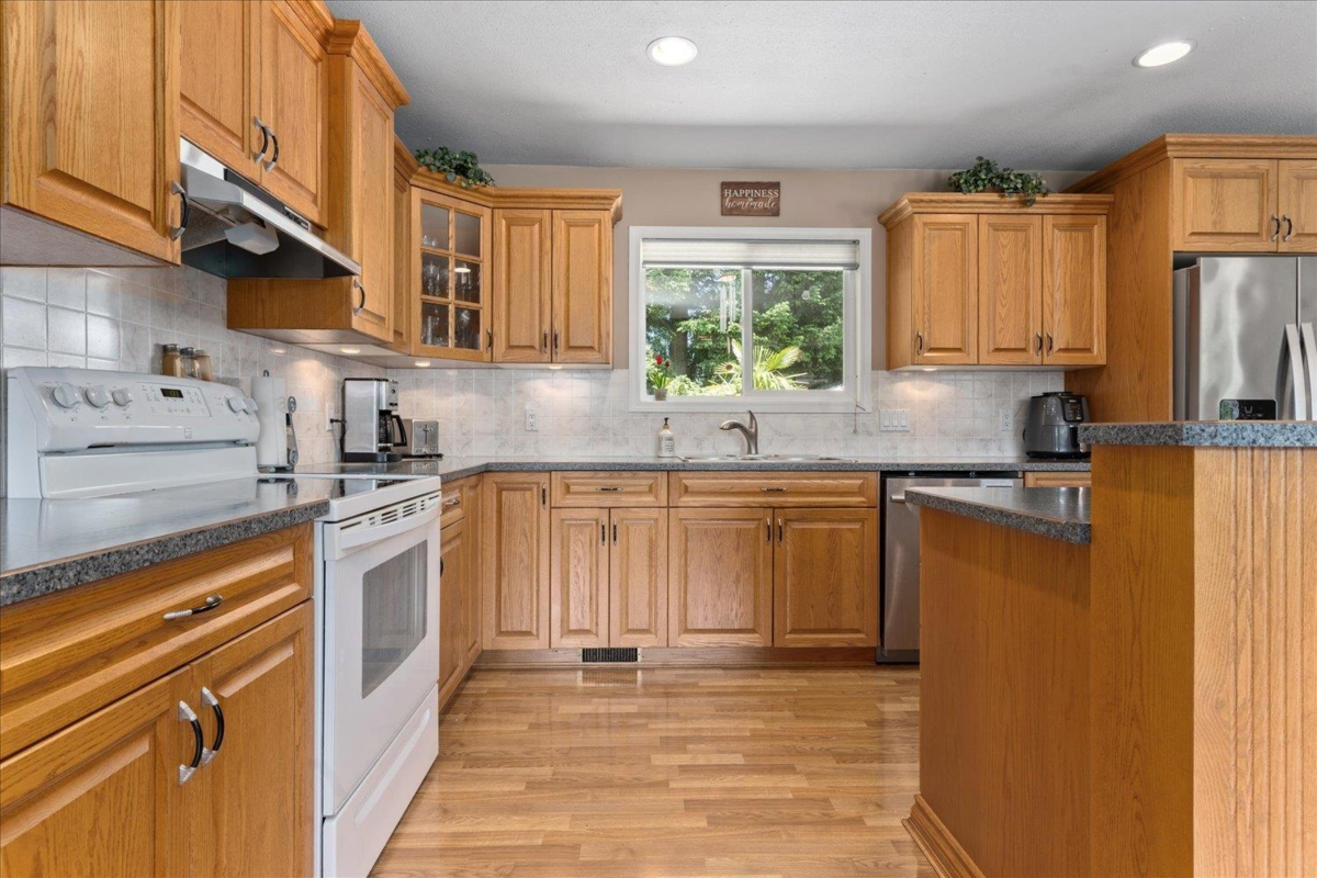 Bedroom 3 Photo of 26537 28b Avenue, Langley, BC