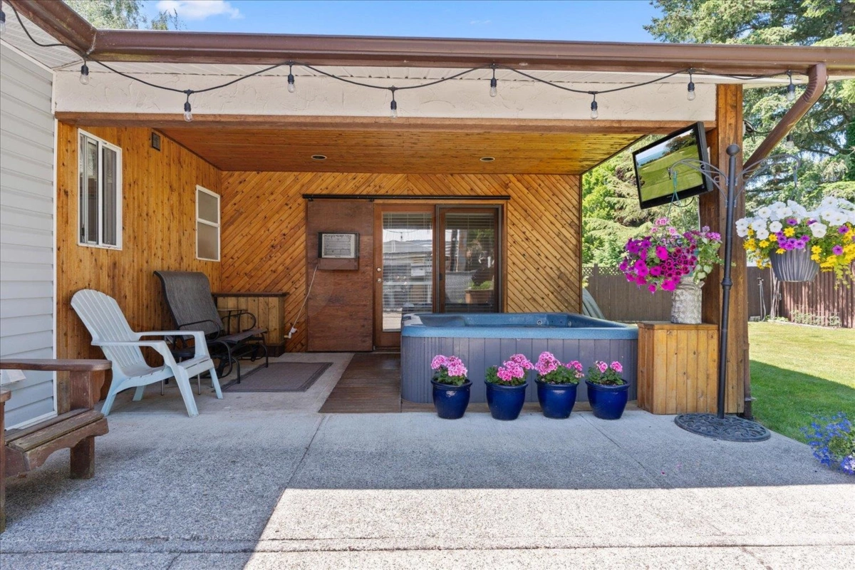 Outdoor Patio Photo of 26537 28b Avenue, Langley, BC