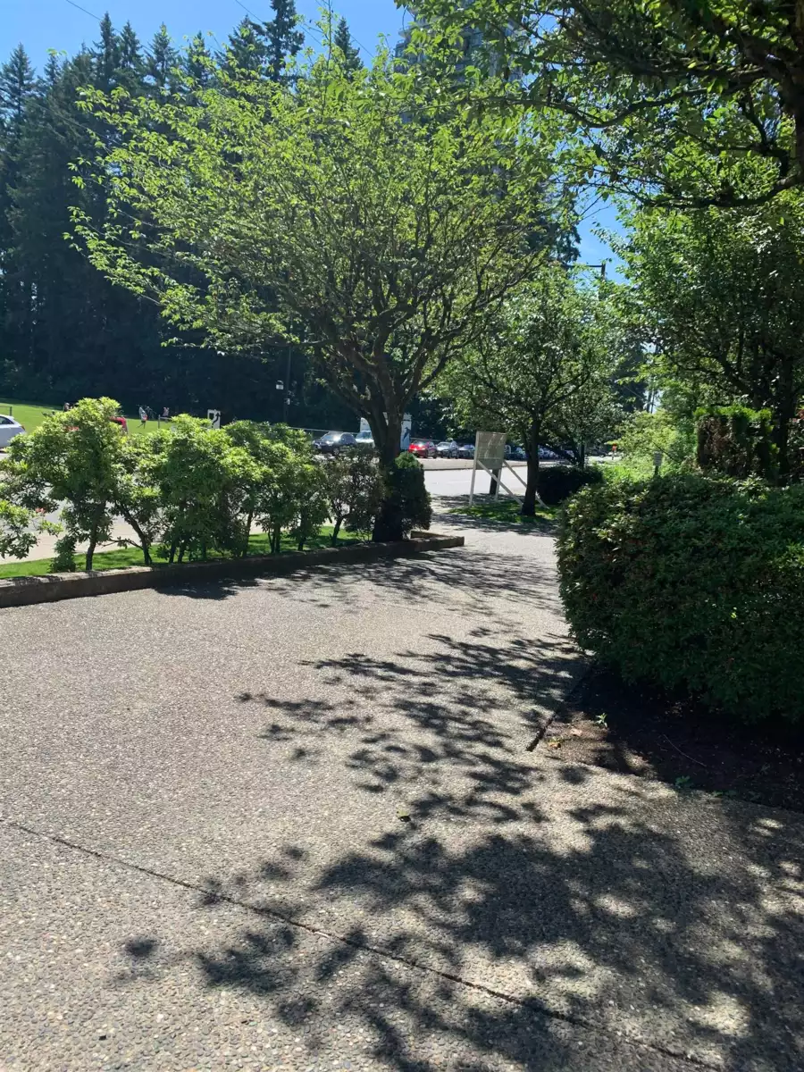 Hallway Photo of 215 1148 Westwood Street, Coquitlam, BC