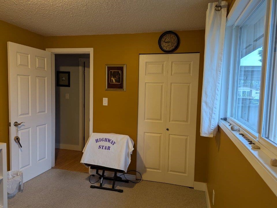 Breakfast Nook Photo of 1 201 Cayer Street, Coquitlam, BC