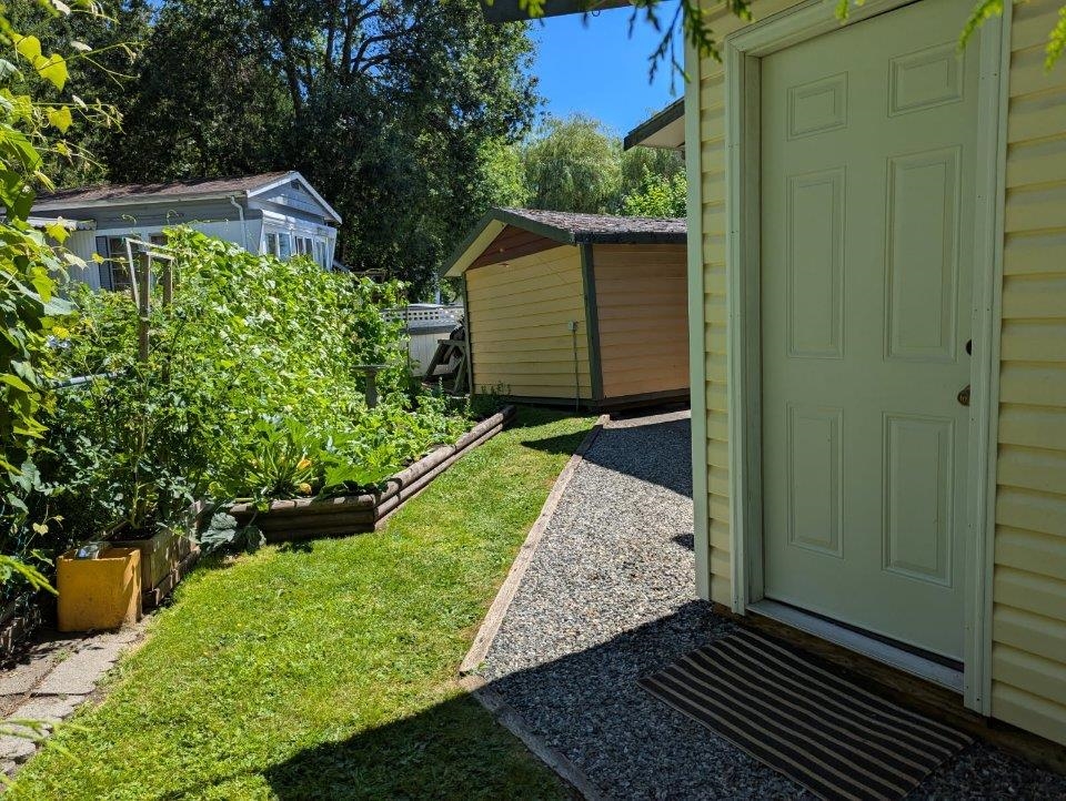 Mudroom Photo of 1 201 Cayer Street, Coquitlam, BC