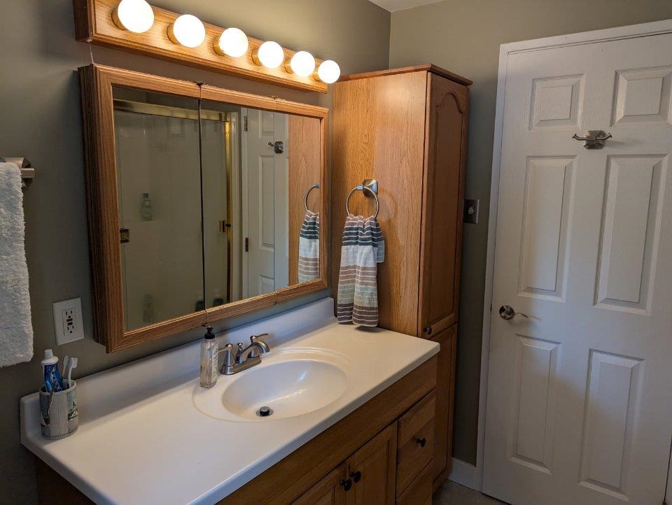 Office / Den Photo of 1 201 Cayer Street, Coquitlam, BC