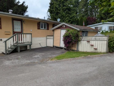 1 201 Cayer Street, Coquitlam, BC