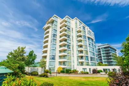 304 5911 Alderbridge Way, Richmond, BC, Richmond — Apartment/Condo for sale