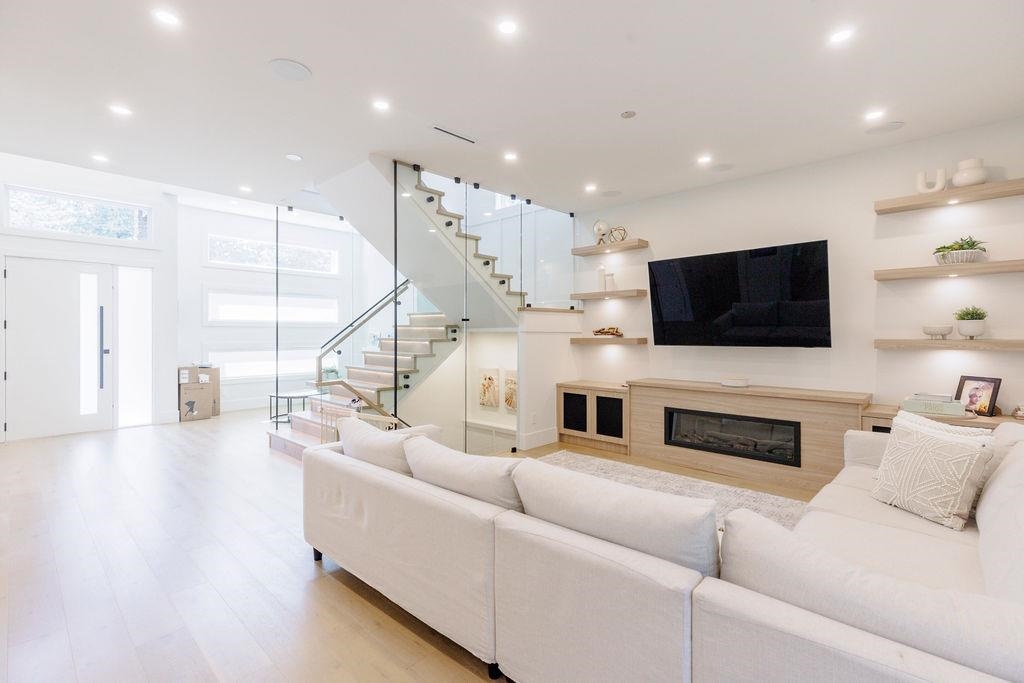 Powder Room Photo of 7002 W Brewster Drive, Delta, BC