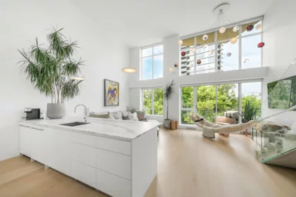 307 29 Smithe Mews, Vancouver, BC, Vancouver — Apartment/Condo for sale