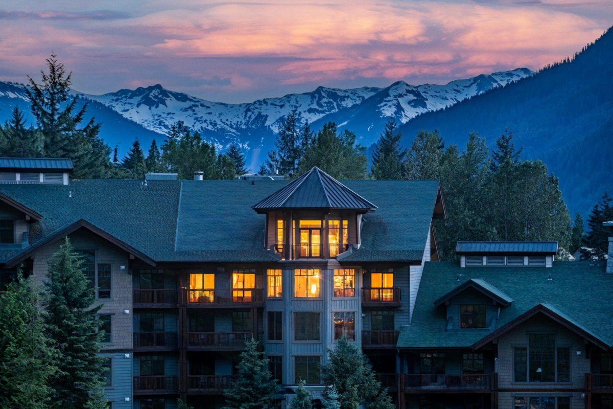 Community Amenities Photo (Clubhouse) of 614 2202 Gondola Way, Whistler, BC