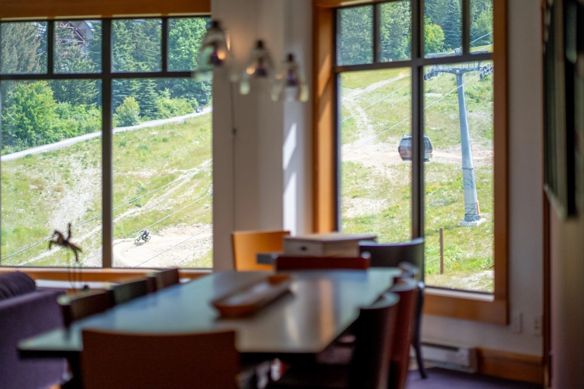Dining Area Photo of 614 2202 Gondola Way, Whistler, BC