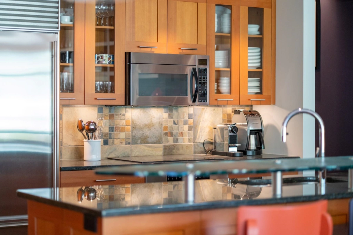 Kitchen Photo of 614 2202 Gondola Way, Whistler, BC