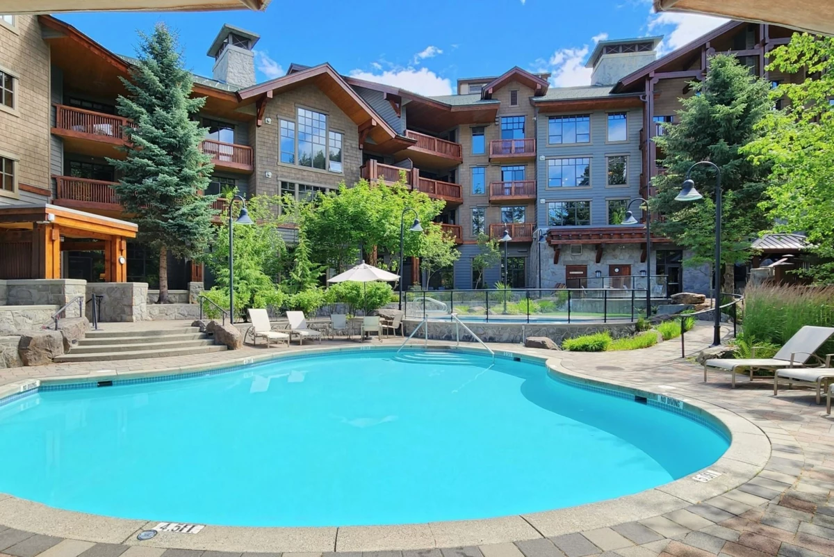 Outdoor Patio Photo of 614 2202 Gondola Way, Whistler, BC