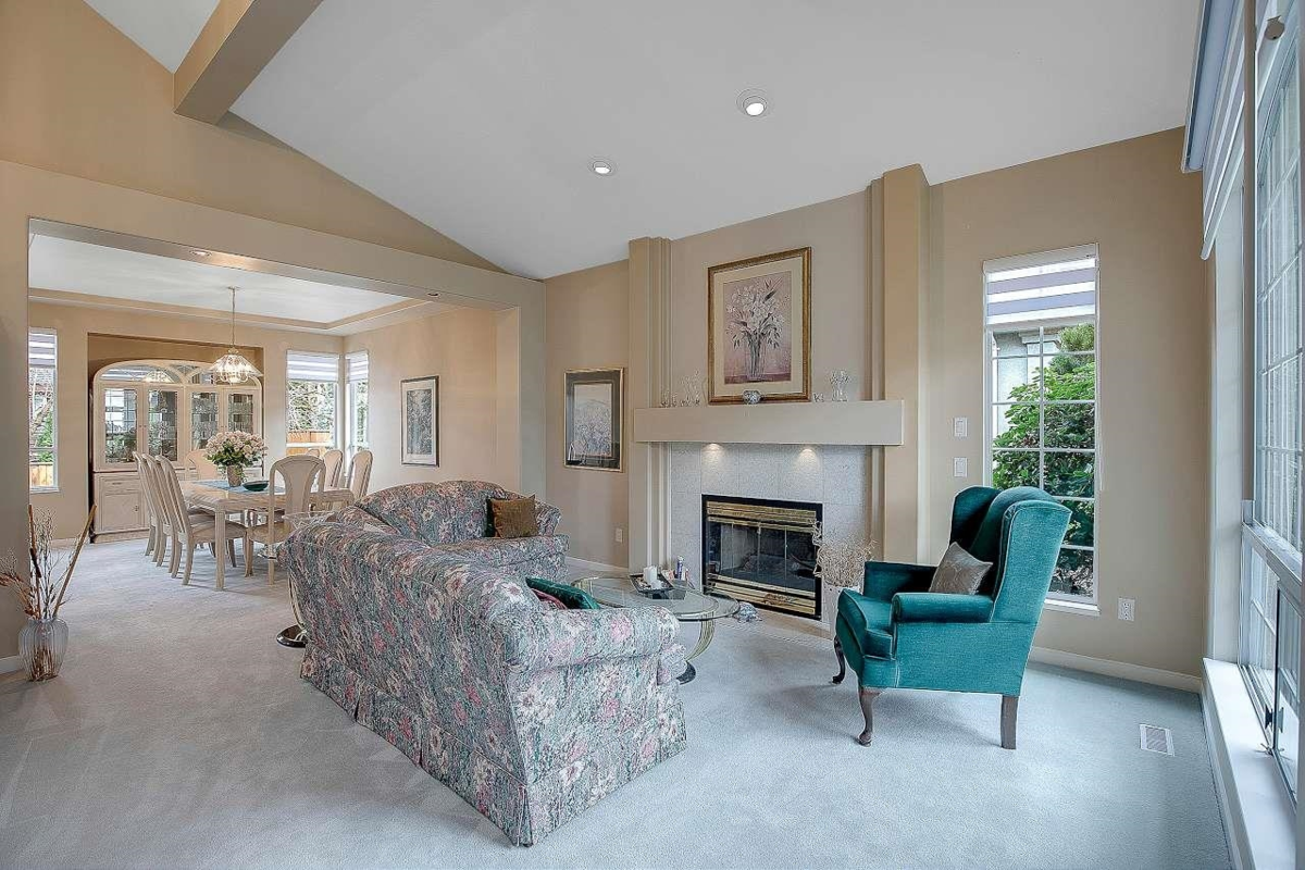 Living Room Photo of 8055 153a Street, Surrey, BC