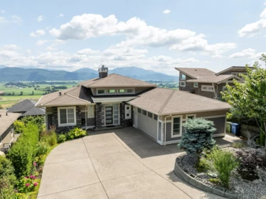 36452 Estevan Court, Abbotsford, BC, Abbotsford — Single Family Residence for sale