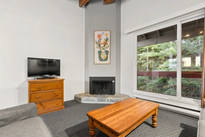 513 4200 Whistler Way, Whistler, BC, Whistler — Apartment/Condo for sale