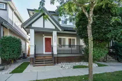 19090 68 Avenue, Surrey, BC, Surrey — Single Family Residence for sale