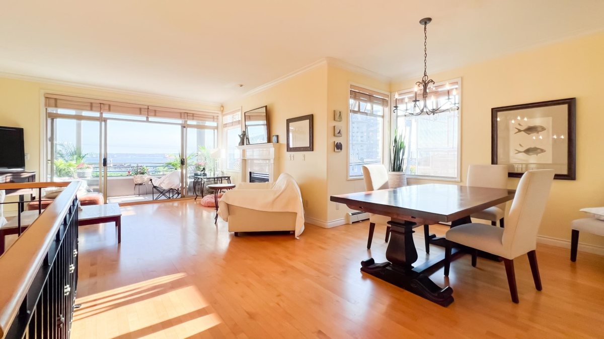 Bedroom 2 Photo of 2352 Marine Drive, West Vancouver, BC