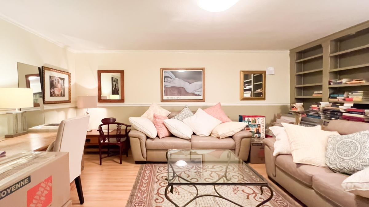 Hot Tub / Spa Photo of 2352 Marine Drive, West Vancouver, BC