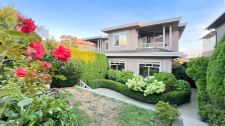 2352 Marine Drive, West Vancouver, BC, West Vancouver — Half Duplex for sale