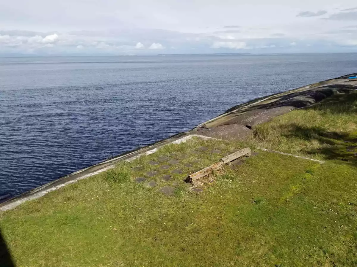 Entry Foyer Photo of 1974 Ellis Road, Galiano Island, BC