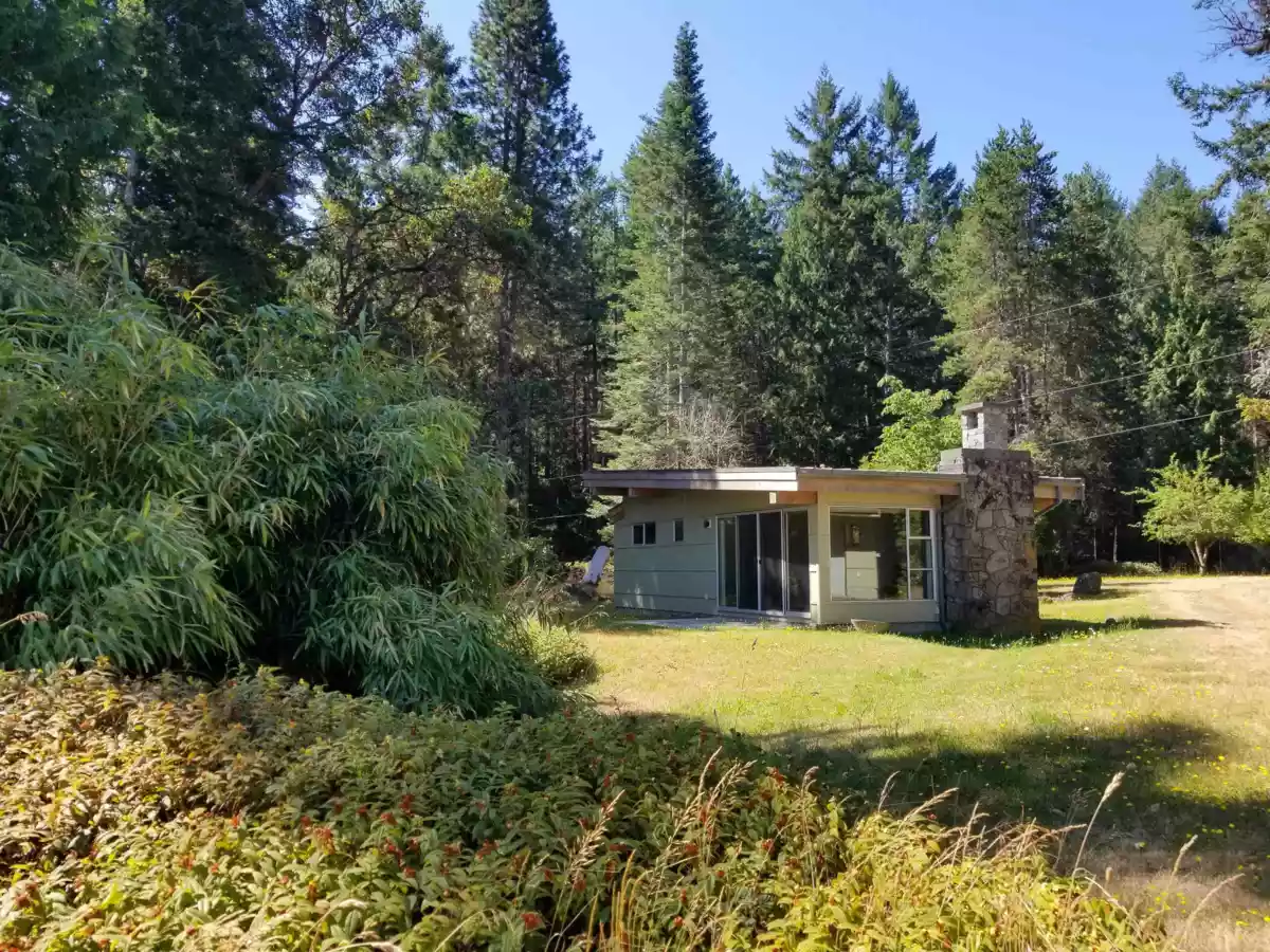 Outdoor Kitchen Photo of 1974 Ellis Road, Galiano Island, BC