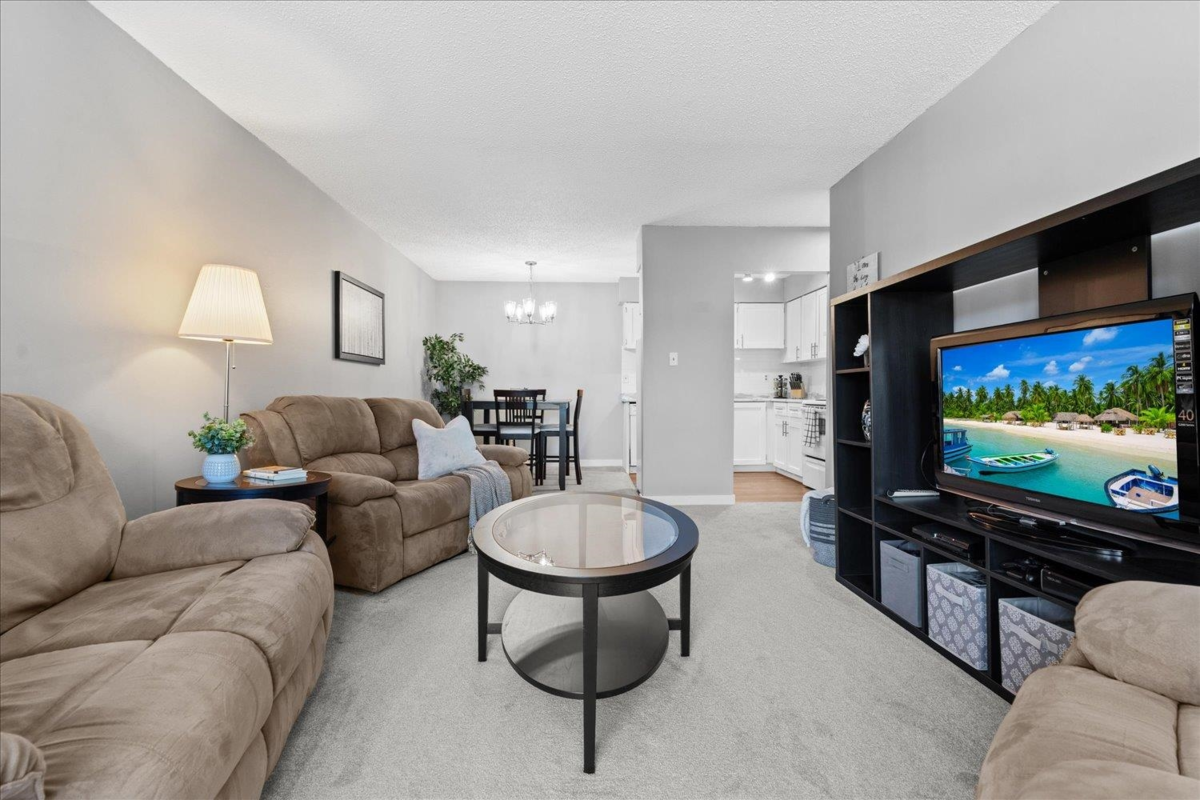 Primary Bathroom Photo of 307 45598 Mcintosh Drive, Chilliwack, BC