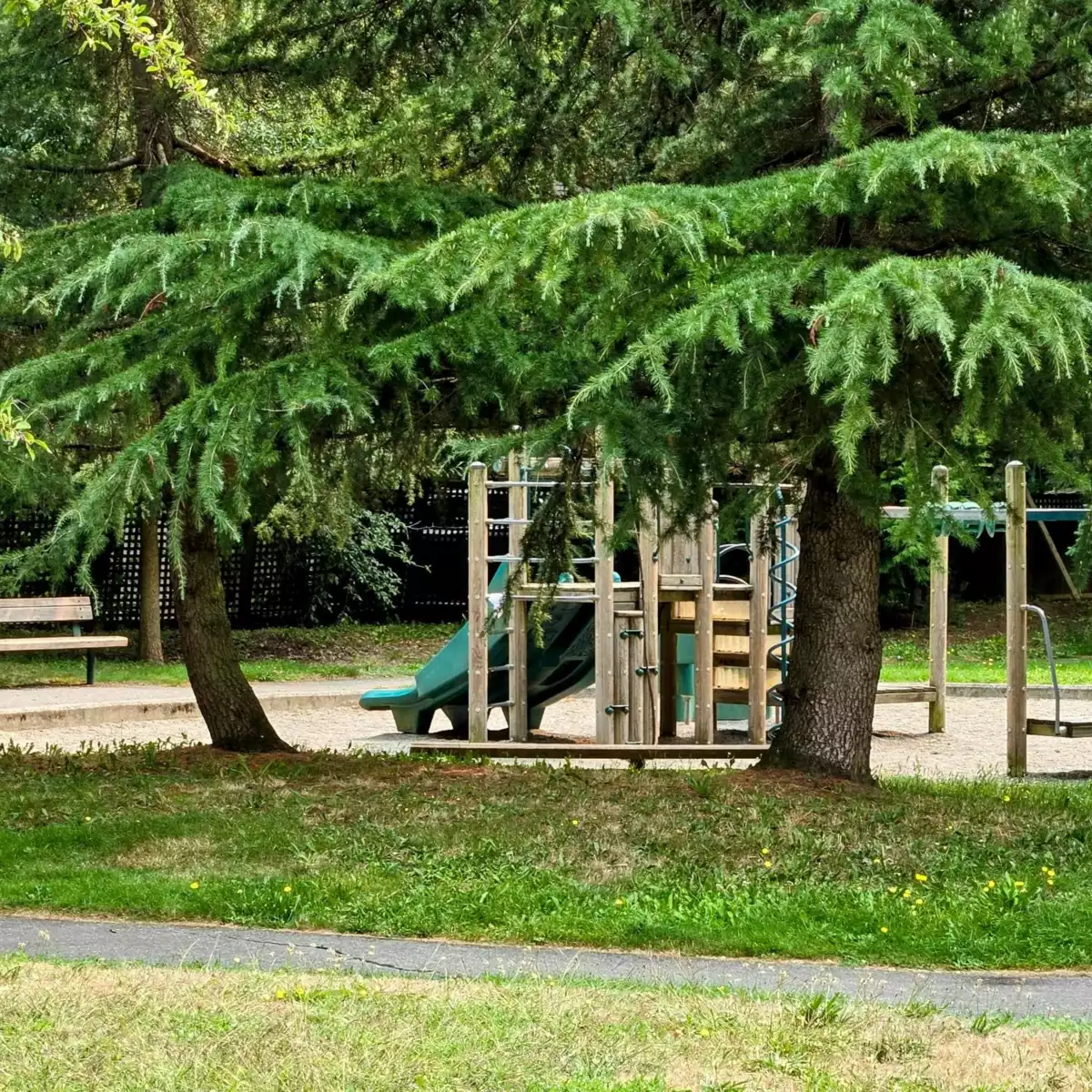 Laundry Room Photo of 11 9333 Ferndale Road, Richmond, BC
