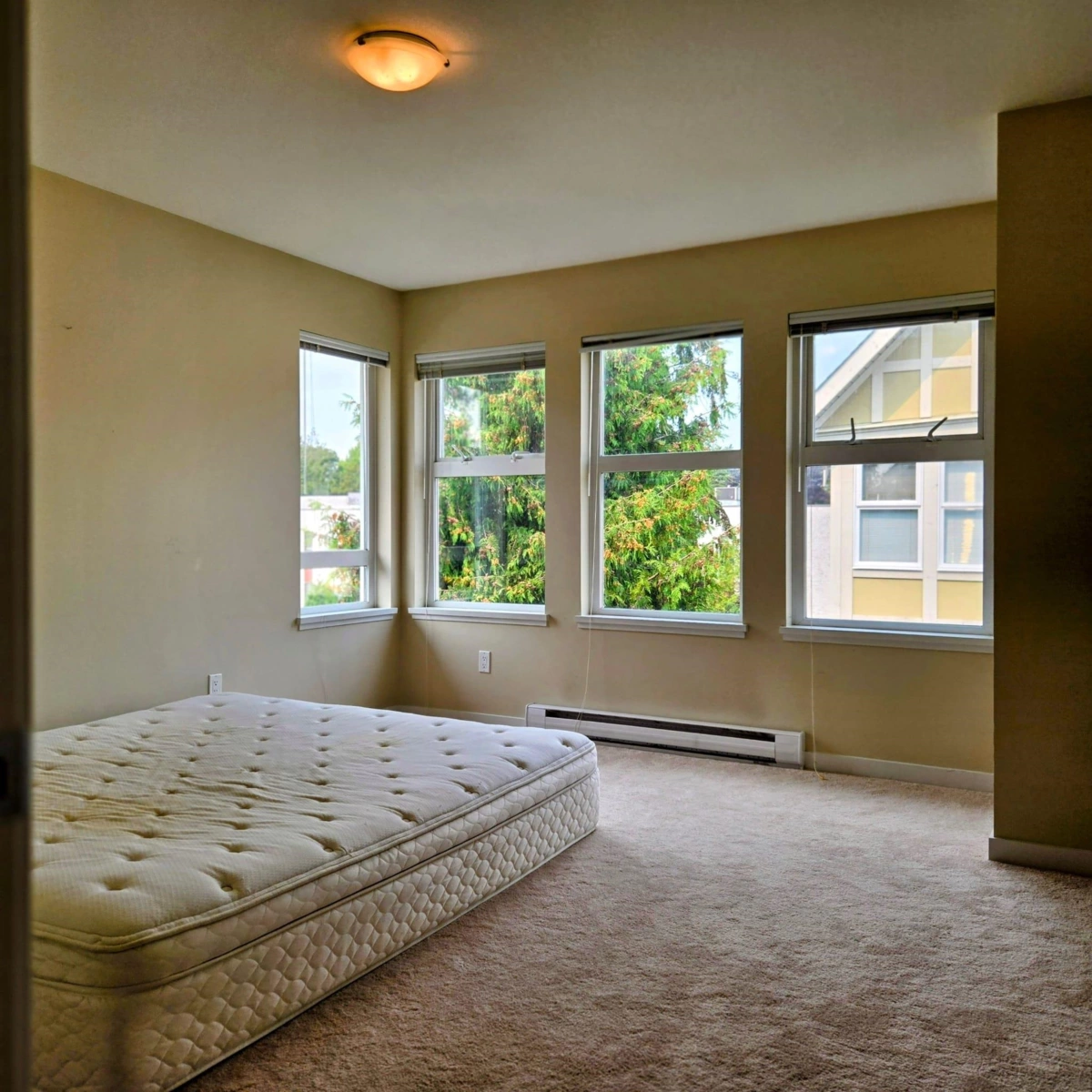 Walk-In Closet Photo of 11 9333 Ferndale Road, Richmond, BC
