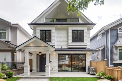 1 250 E 39th Avenue, Vancouver, BC, Vancouver — Half Duplex for sale