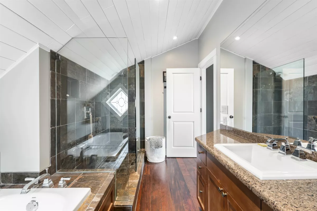 Outdoor Patio Photo of 1284 Beach Grove Road, Delta, BC