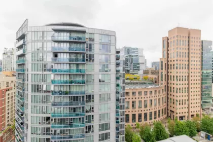 2201 233 Robson Street, Vancouver, BC, Vancouver — Apartment/Condo for sale