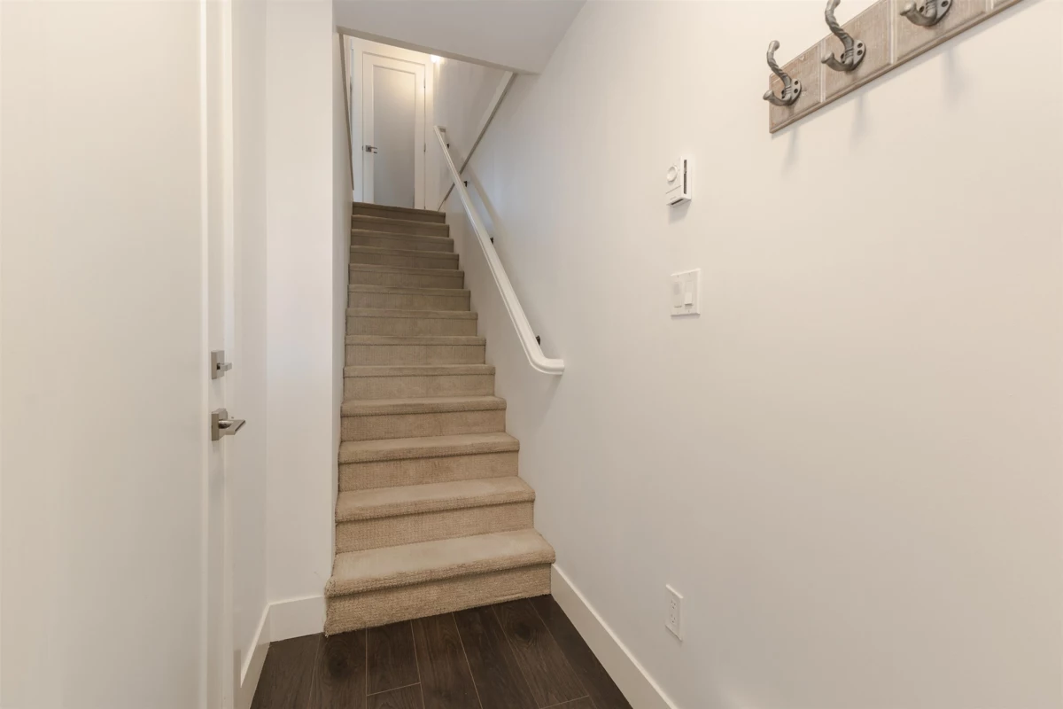 Kitchen Island Photo of 17 10151 240th Street, Maple Ridge, BC
