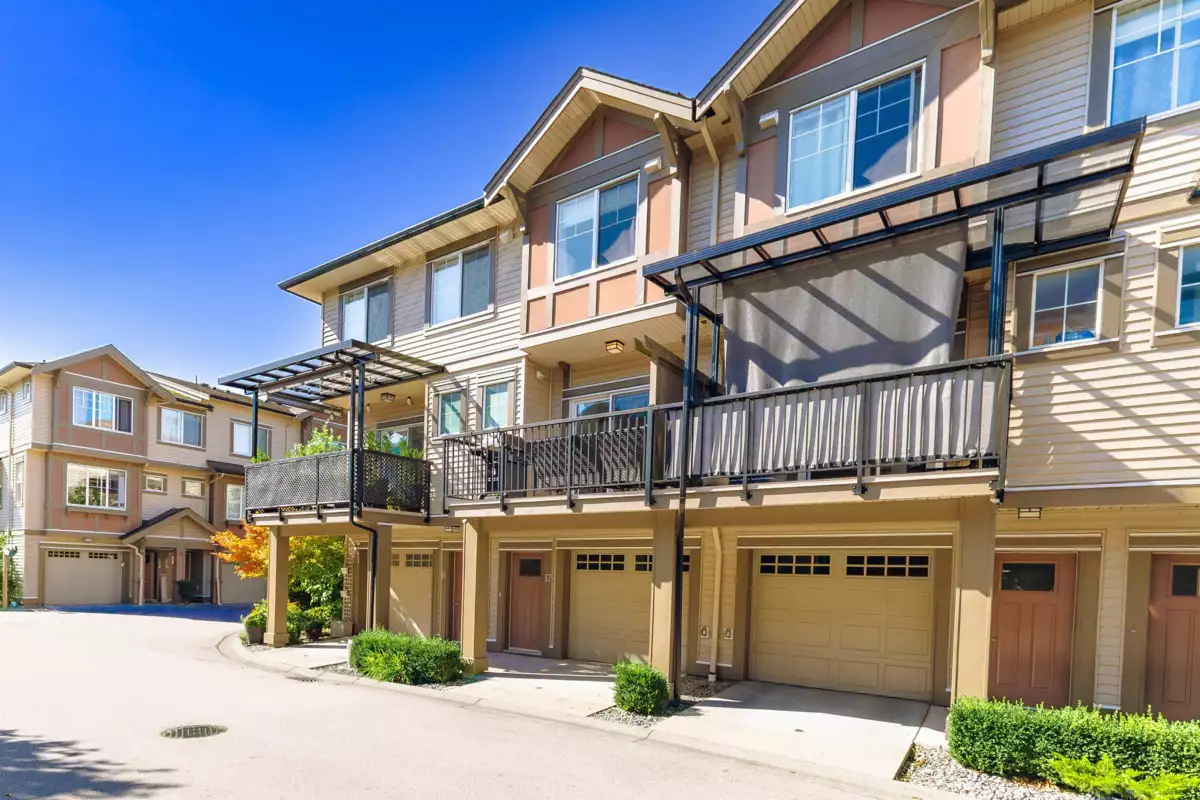 Kitchen Photo of 17 10151 240th Street, Maple Ridge, BC