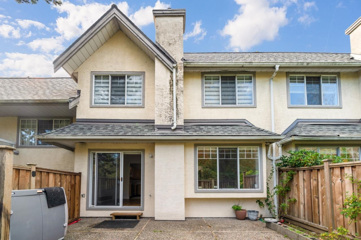 Mudroom Photo of 40 6511 Chambord Place, Vancouver, BC