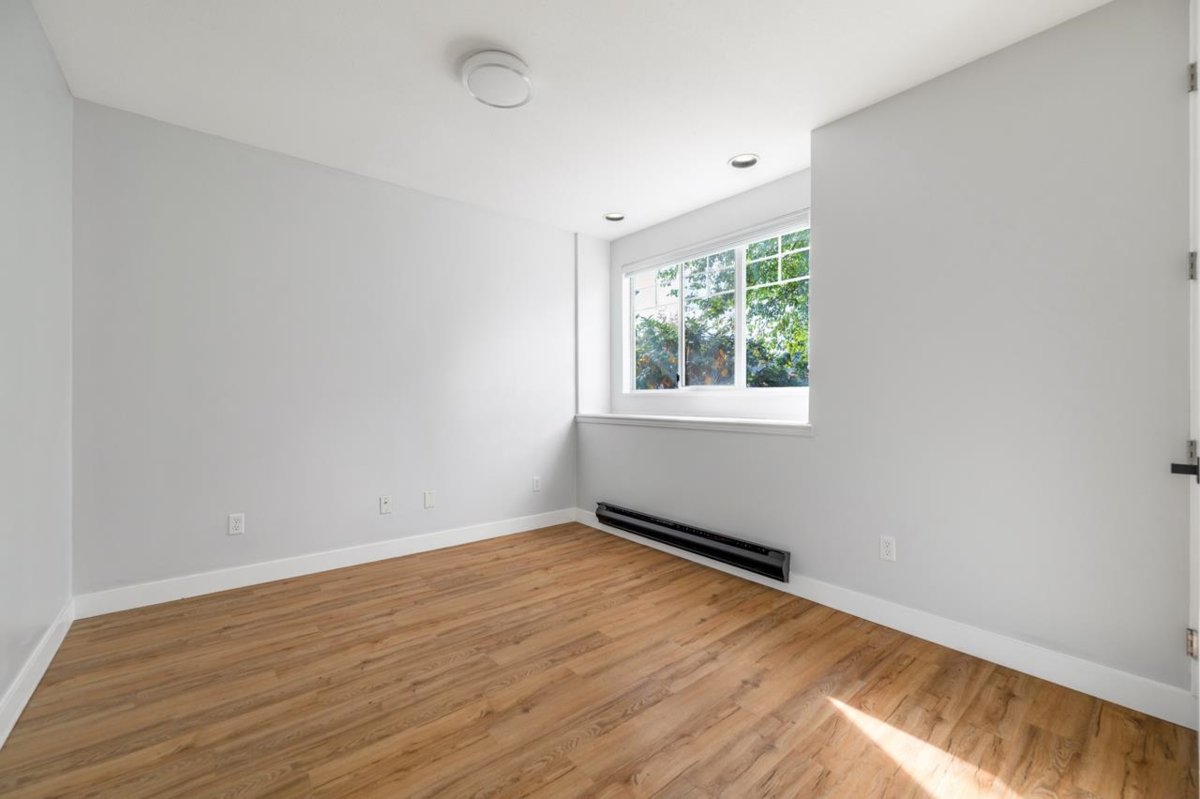 Powder Room Photo of 40 6511 Chambord Place, Vancouver, BC