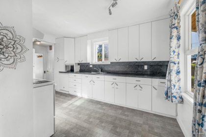 Breakfast Nook Photo of 20258 Ospring Street, Maple Ridge, BC