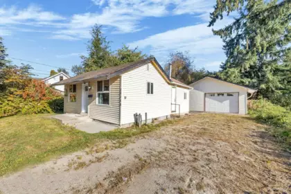 20258 Ospring Street, Maple Ridge, BC