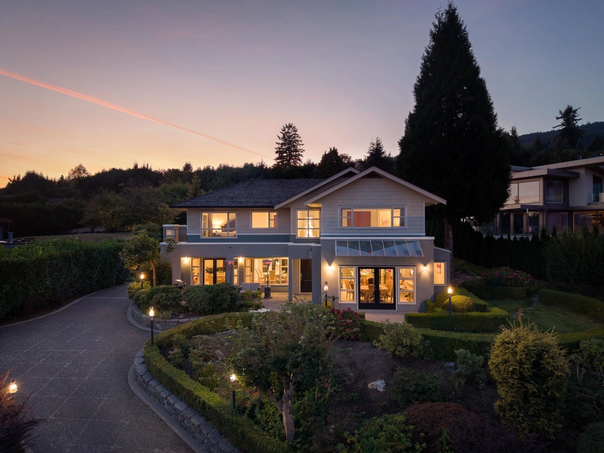 Exterior Front Photo of 715 King Georges Way, West Vancouver, BC