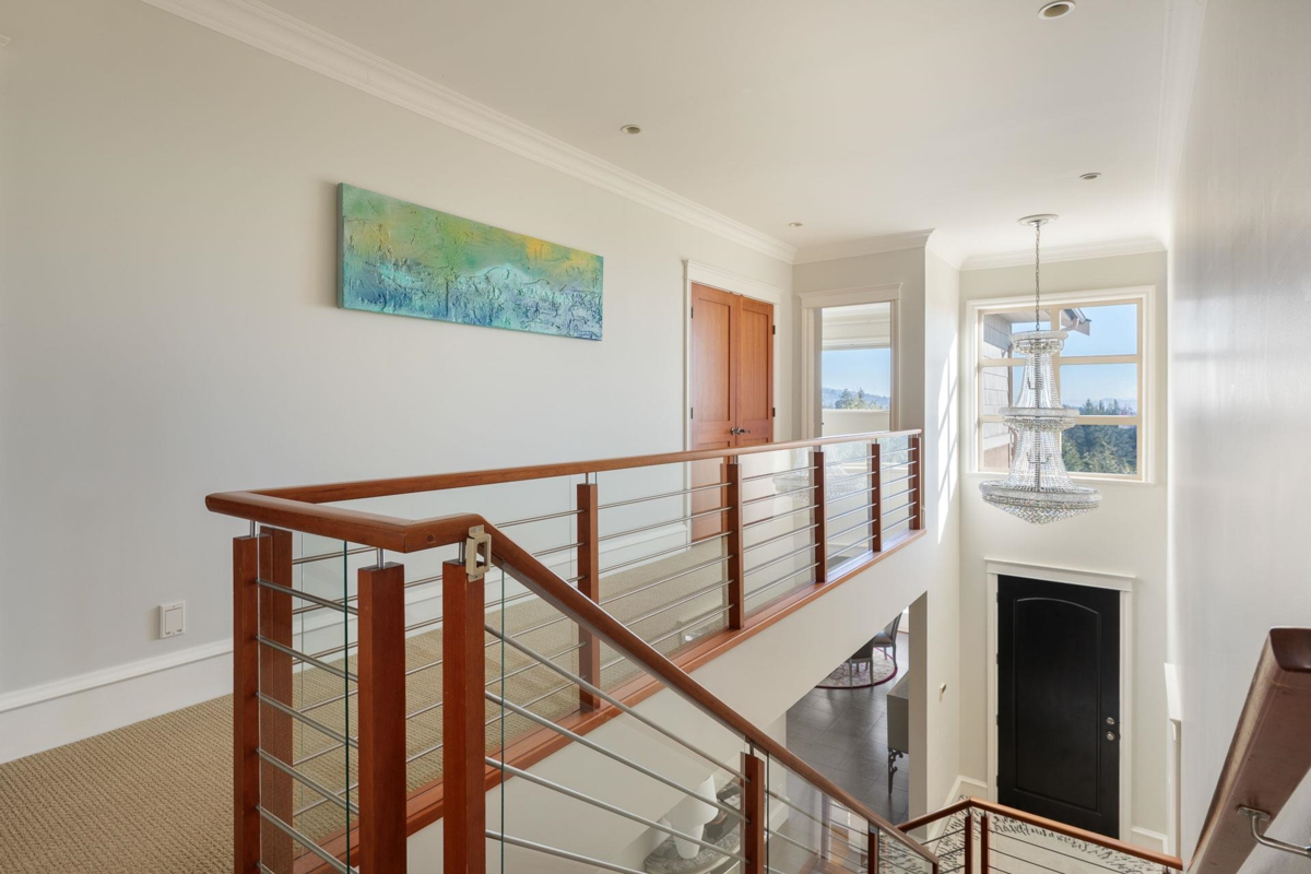 Family Room Photo of 715 King Georges Way, West Vancouver, BC