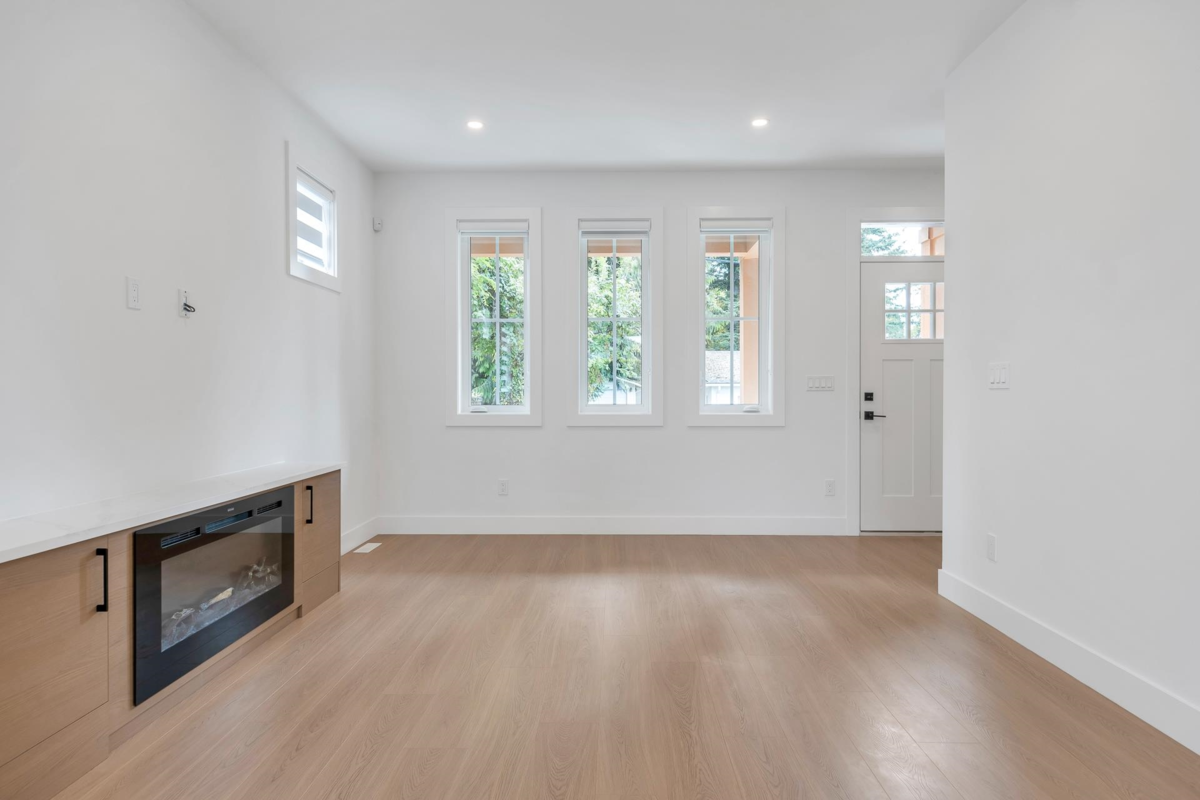 Dining Area Photo of 2284 Mouldstade Road, Abbotsford, BC