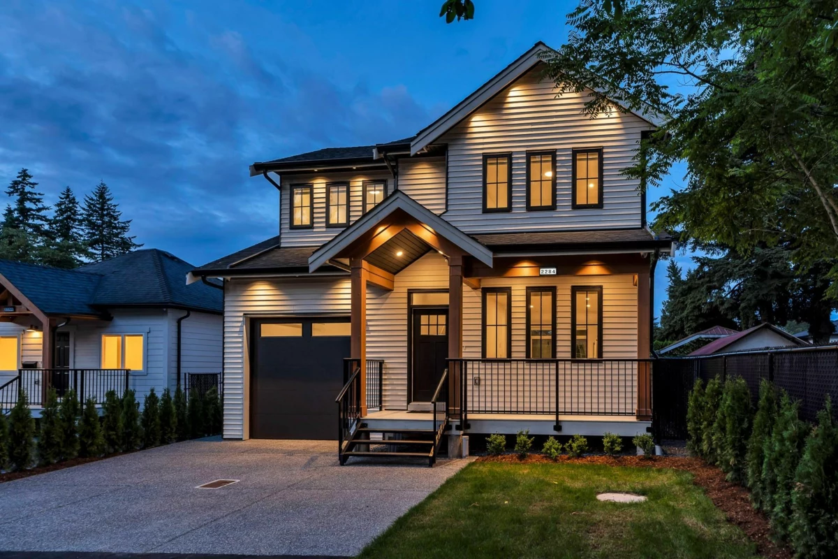 Guest Bathroom Photo of 2284 Mouldstade Road, Abbotsford, BC