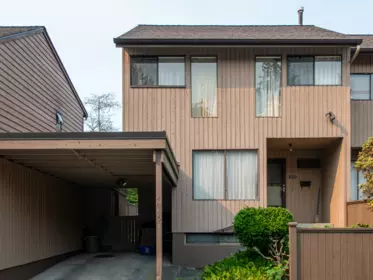 4245 Birchwood Crescent, Burnaby, BC, Burnaby — Townhouse for sale
