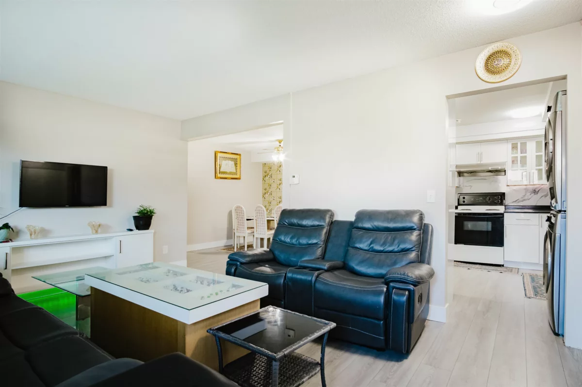 Exterior Rear Photo of 202 11901 89a Avenue, Delta, BC