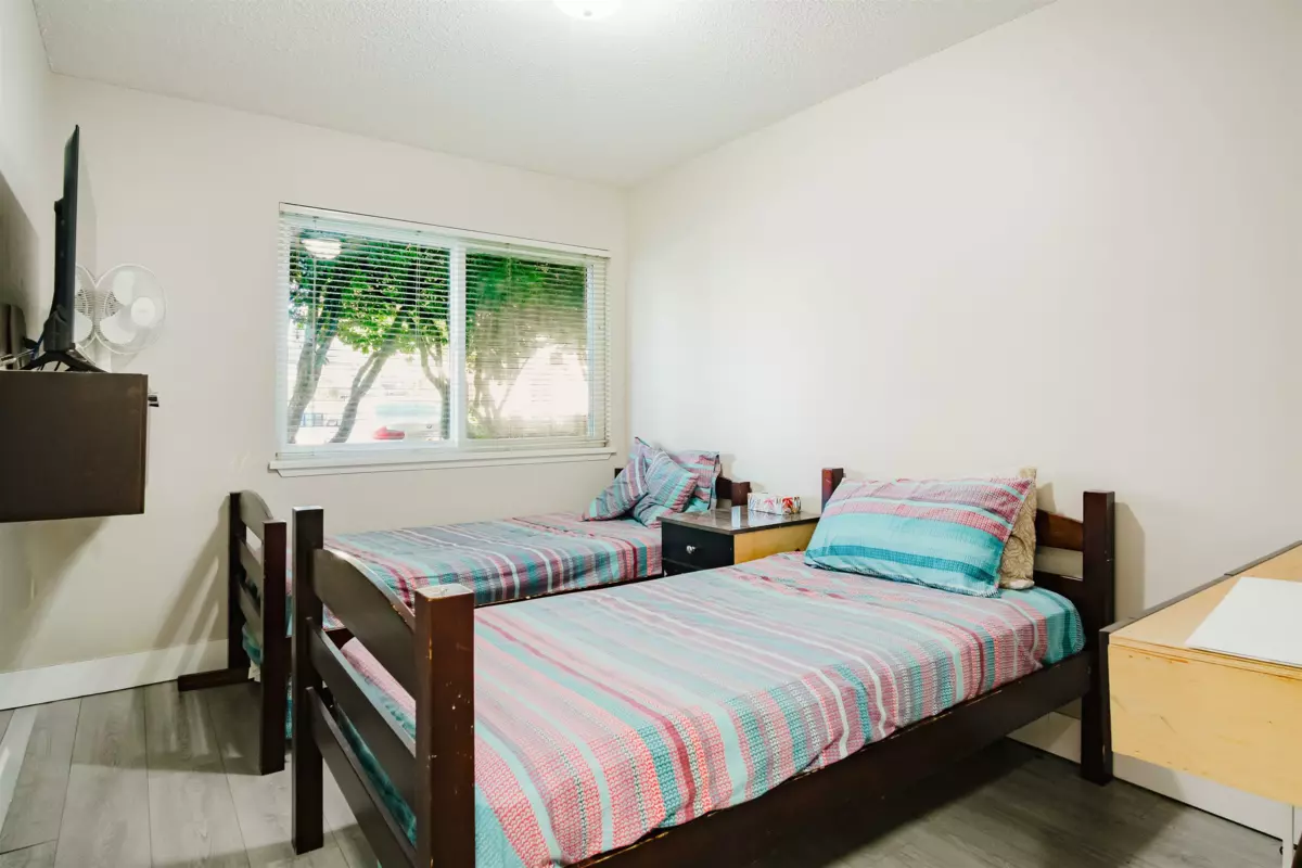 Garage Interior Photo of 202 11901 89a Avenue, Delta, BC