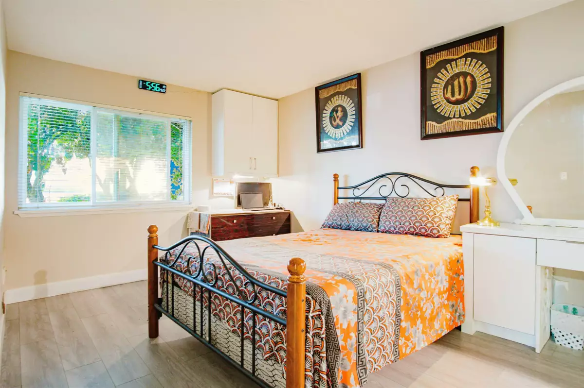 Mudroom Photo of 202 11901 89a Avenue, Delta, BC